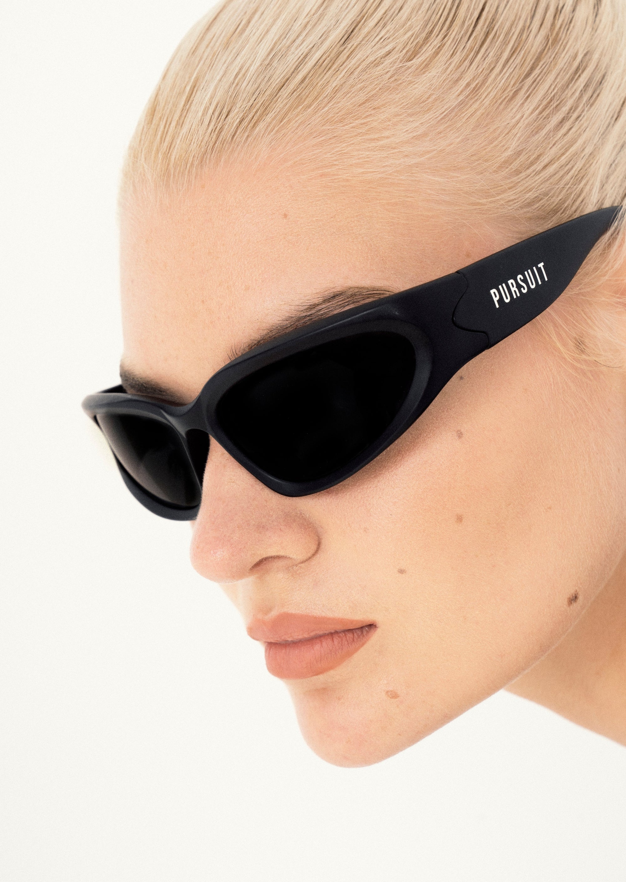 VISION BLACK