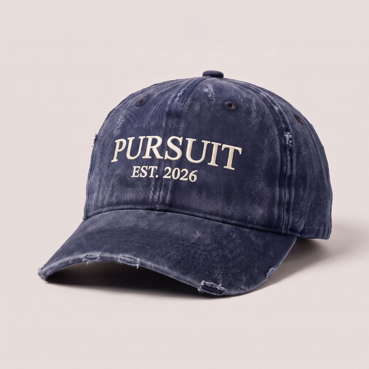 packshot Gorra Pursuit Est. 2026 · Azul marino